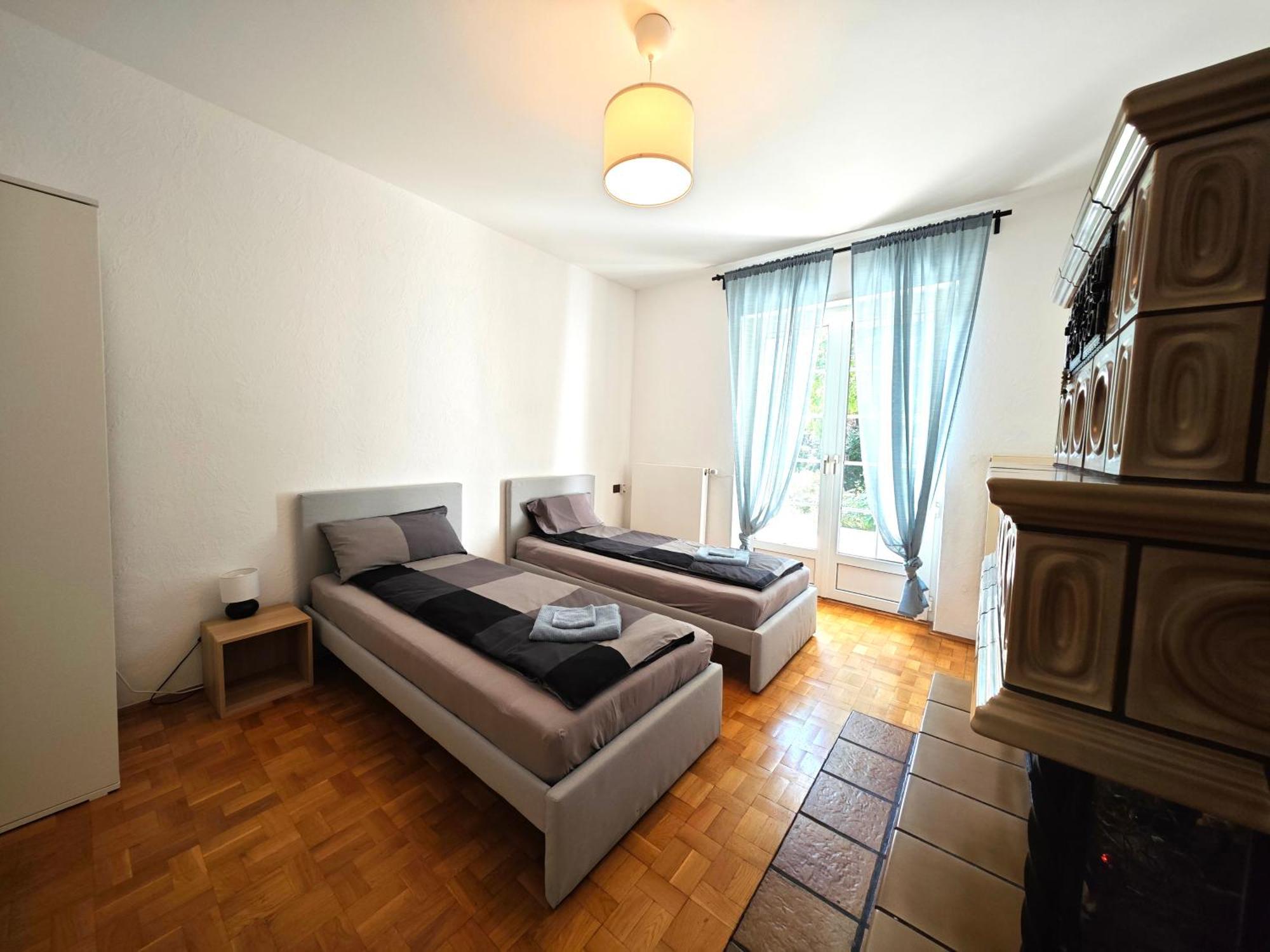 City House ניאוס מראה חיצוני תמונה